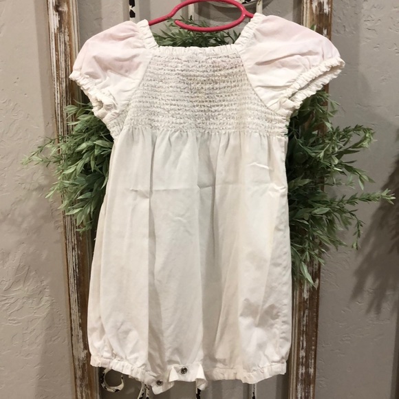 Baby Gap 12-18mth Short Sleeve Smocked Romper - Picture 2 of 5